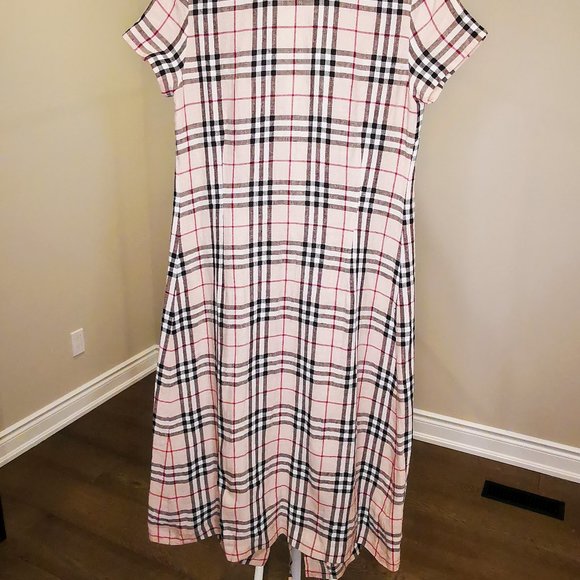 Burberry Dress - Picture 6 of 9